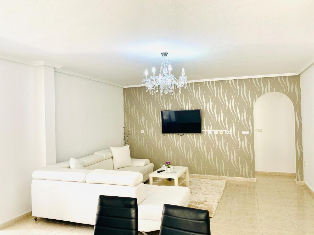 Villas Yanina Luxe Gran Alacant Puerto Marino ภายนอก รูปภาพ